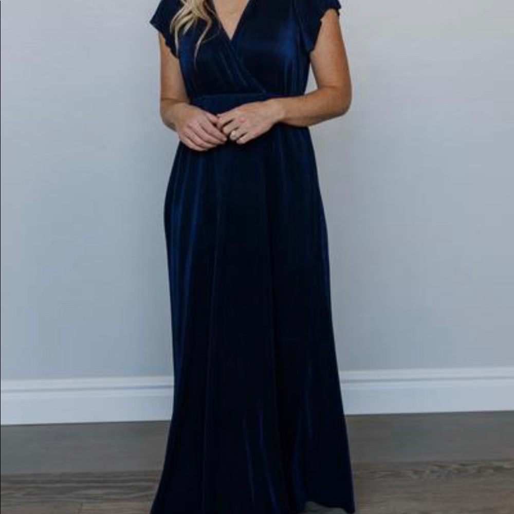 Navy - Pleated Maxi Dress